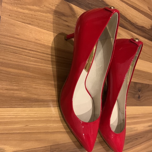 Women’s MK shoes size 8 - Picture 2 of 4